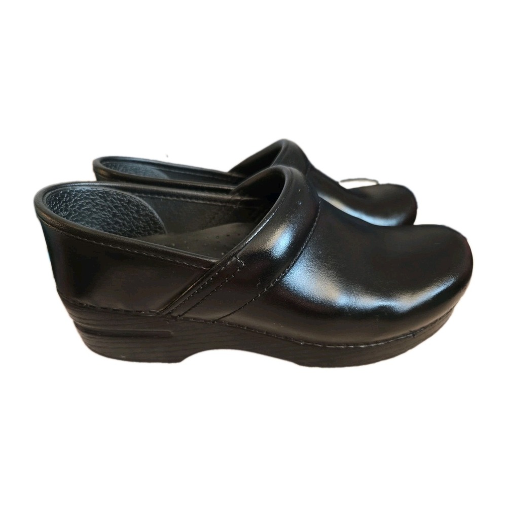 Dansko XP 2.0 Black Leather Clogs Size 37 Professional Slip On Comfort Shoes